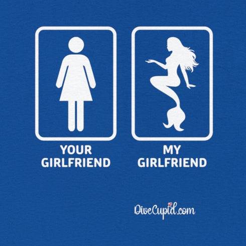 "Girlfriend" Relaxed Fit T-shirt